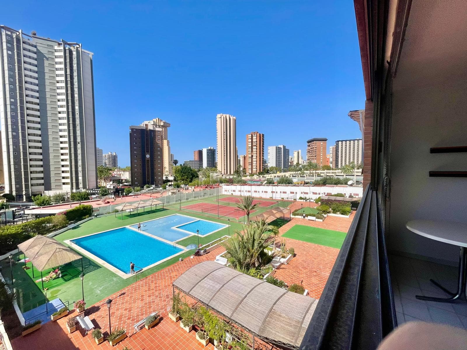 GEMELOS 2 LEVANTE BEACH BENIDORM (N170)