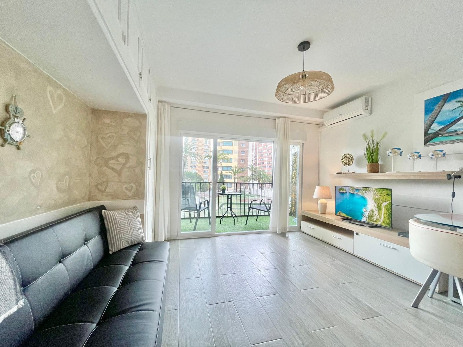 BERMUDAS HOLIDAY APARTMENT (A071)