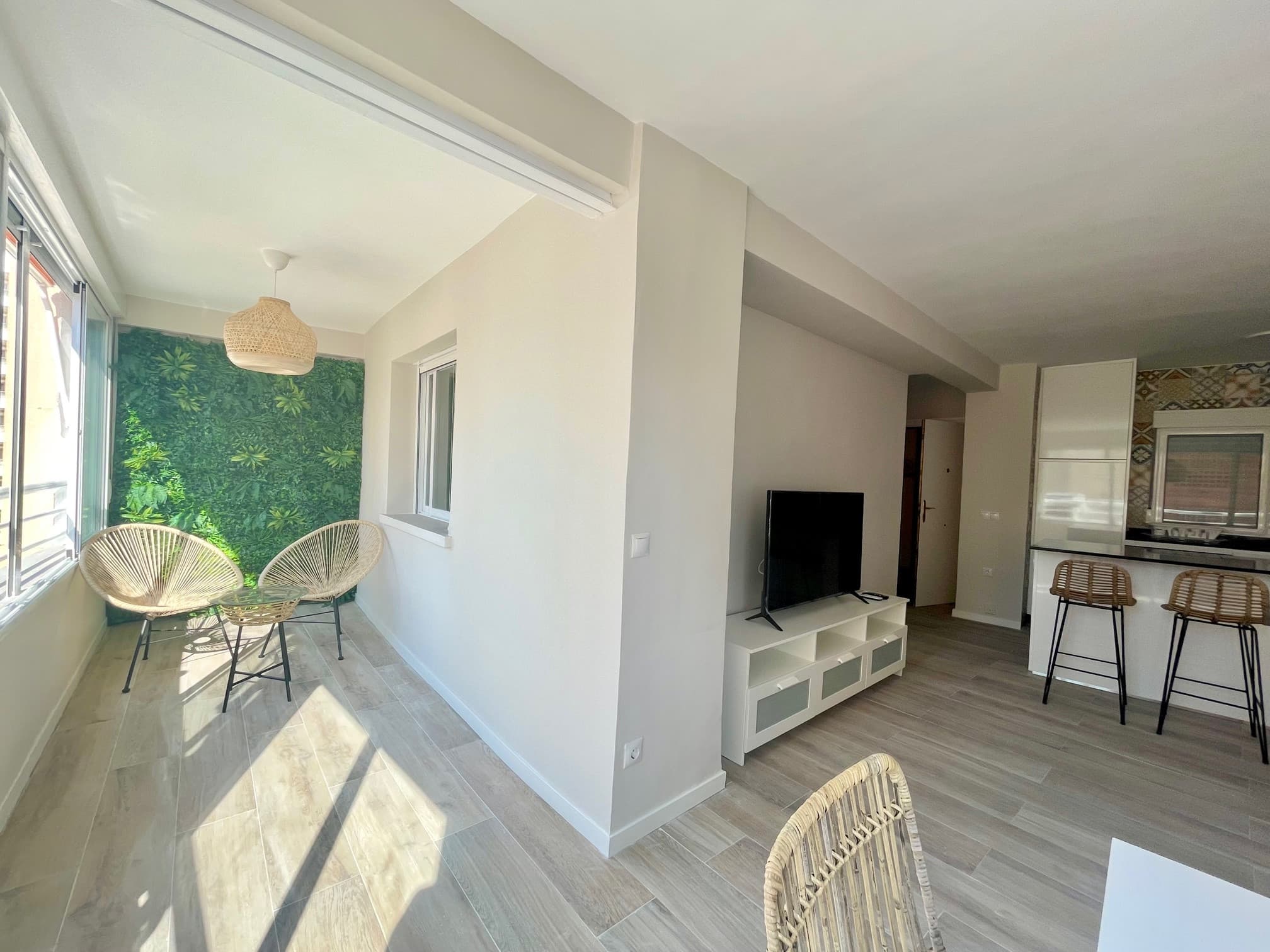 Mediterranean Charm Apartment R089