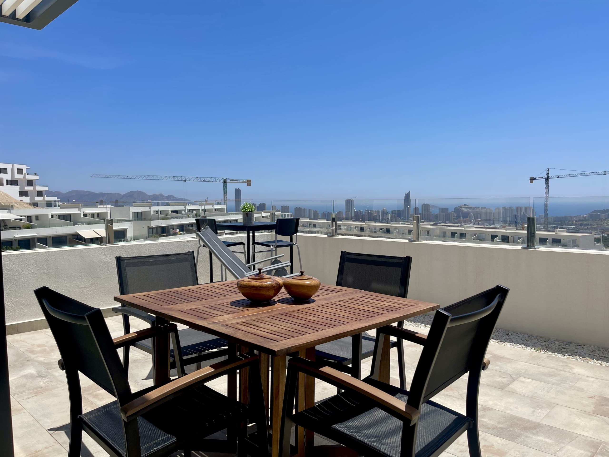 R169 AMAZING LUXURY APARTMENT