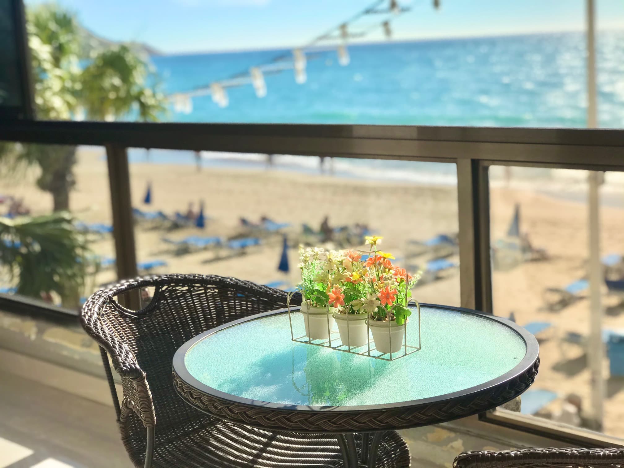 LEVANTE SEAFRONT BEACH BLUELINE R003