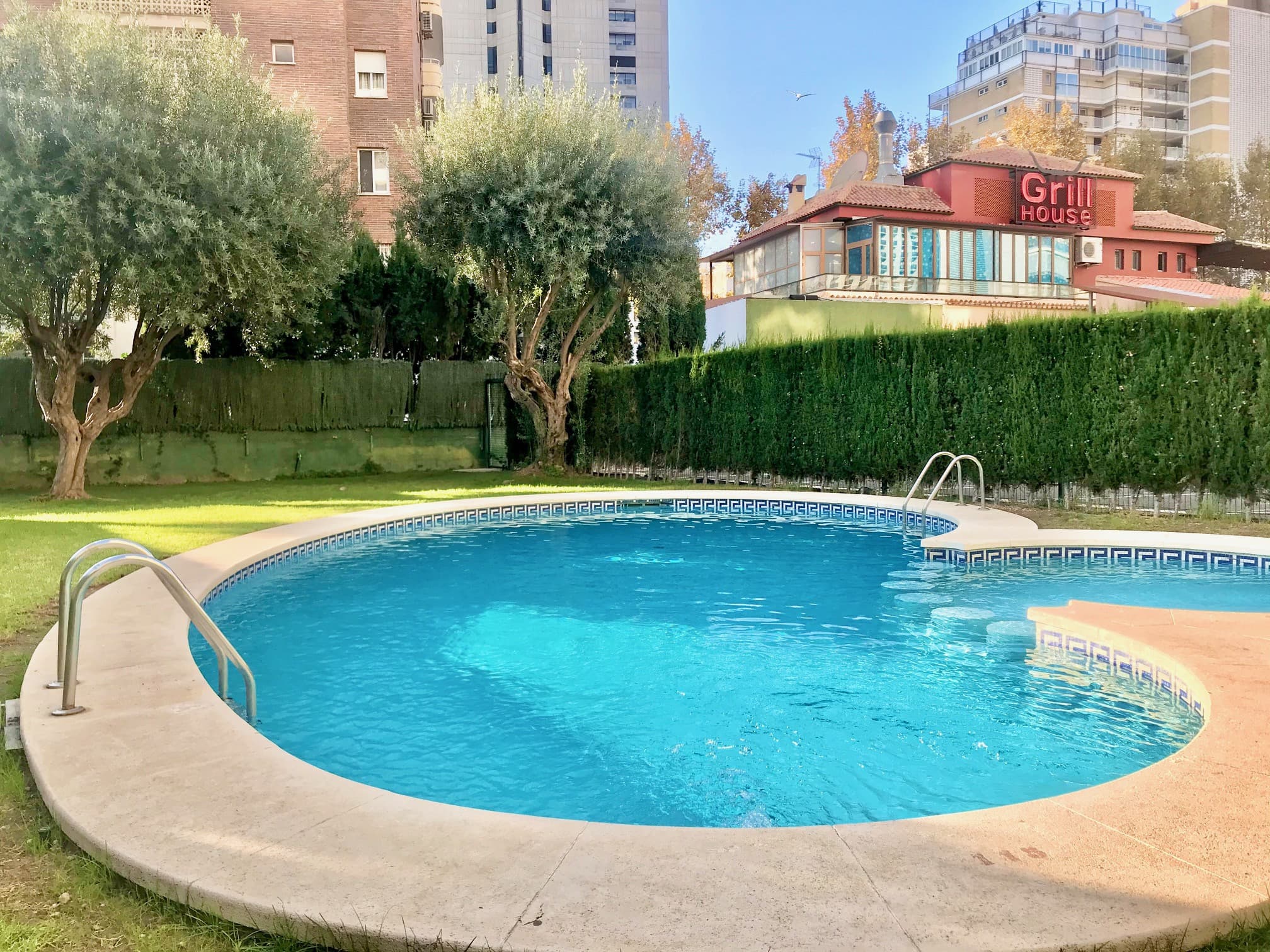 APARTMENT IN LEVANTE BEACH BENIDORM R060