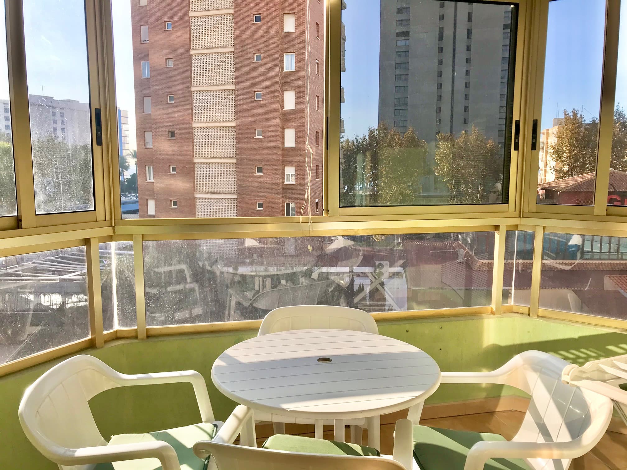 APARTMENT IN LEVANTE BEACH BENIDORM R060
