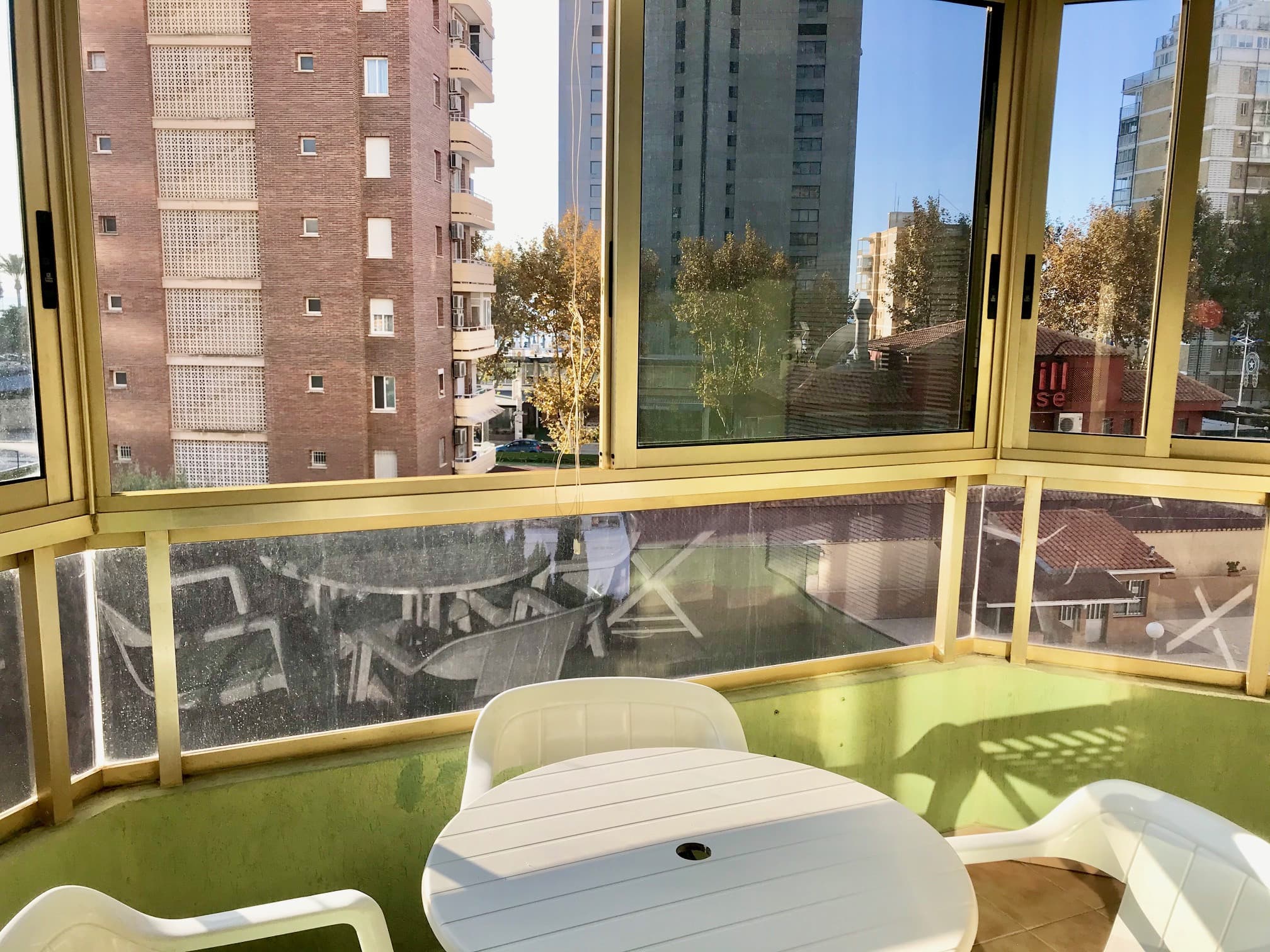 APARTMENT IN LEVANTE BEACH BENIDORM R060